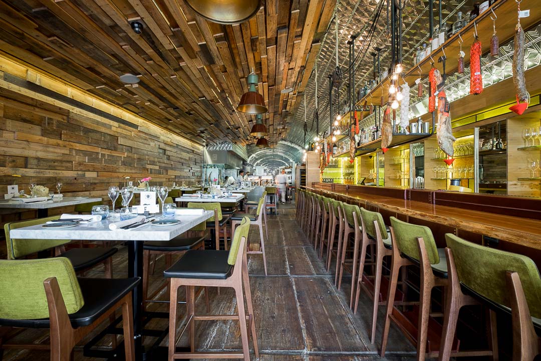 https://hungryformore.be/app/uploads/2024/12/fg-food-labs-rotterdam-interior.jpg