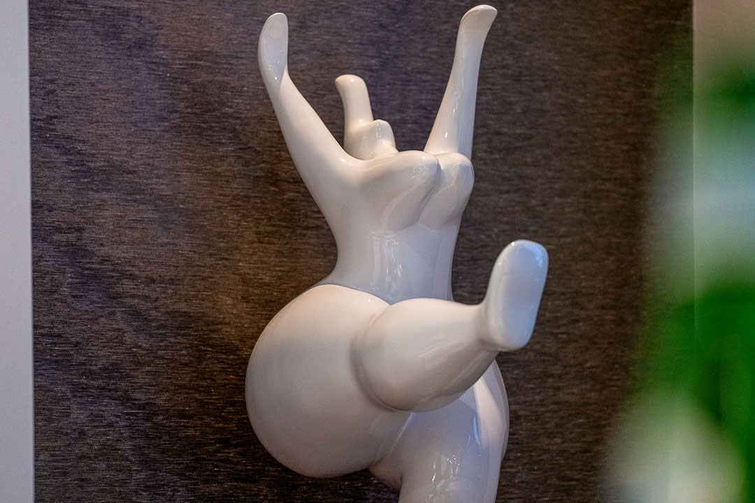 https://hungryformore.be/app/uploads/2024/12/kommilfoo-antwerp-decorative-statuette.jpg