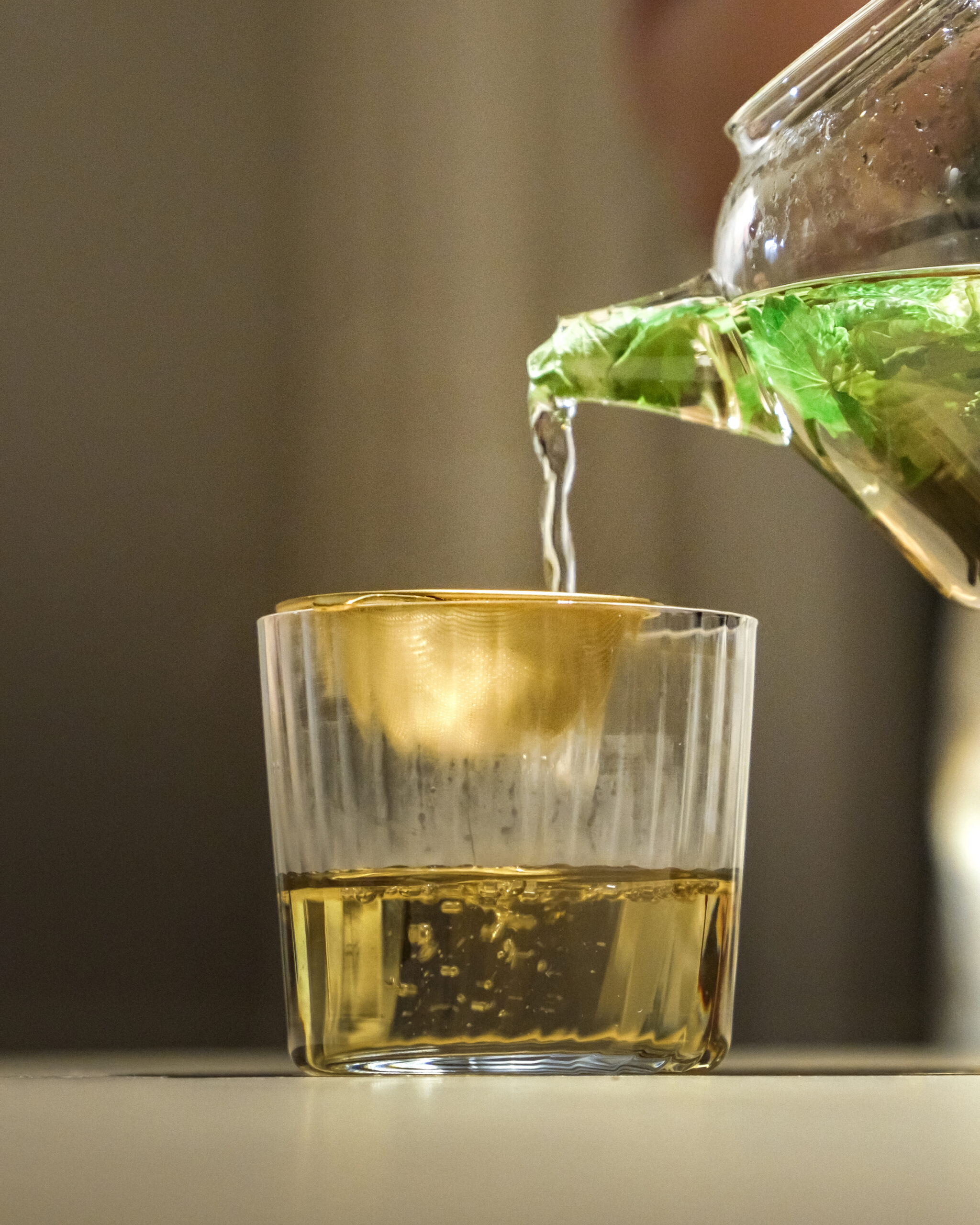 https://hungryformore.be/app/uploads/2026/09/le-relais-dorti-sainte-ode-herbal-tea-pour-scaled.jpg
