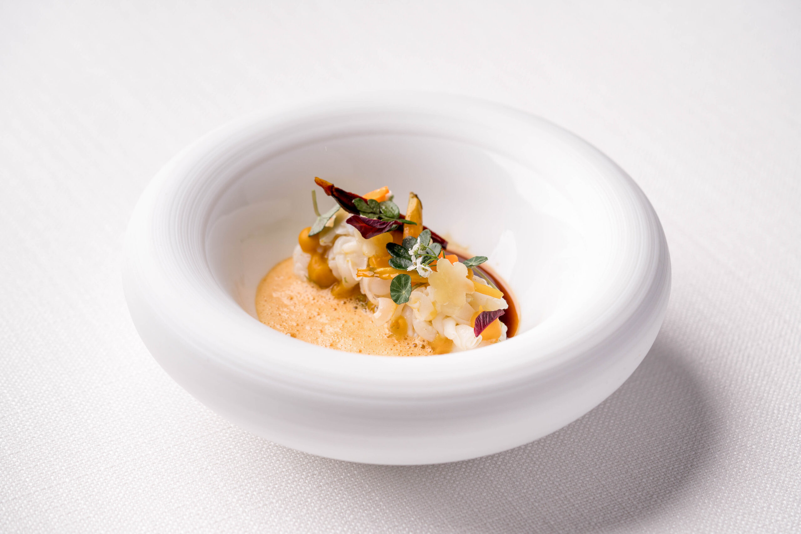 https://hungryformore.be/app/uploads/2026/09/parkheuvel-rotterdam-fine-dining-dish-white-bowl-scaled.jpg