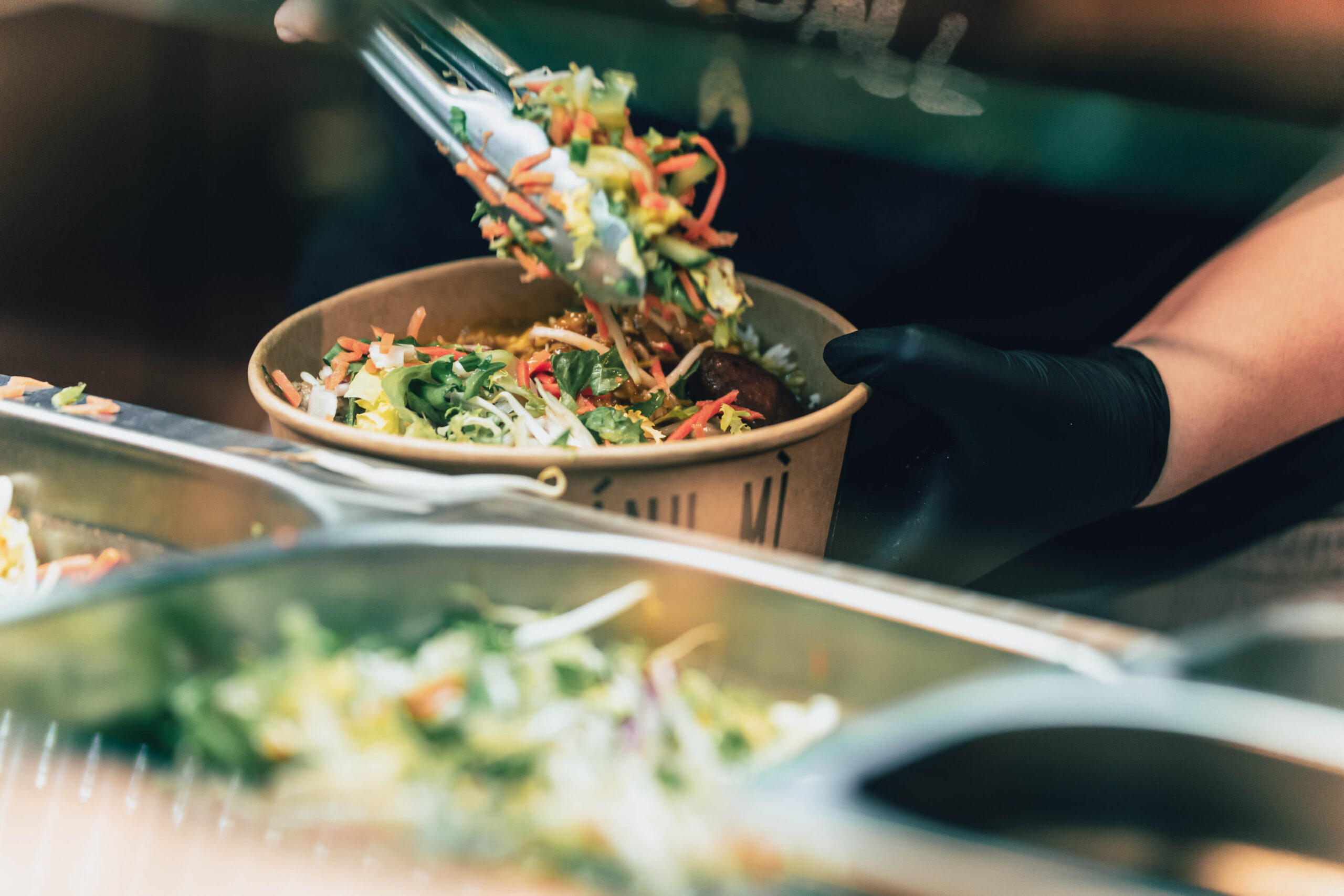 https://hungryformore.be/app/uploads/2026/10/banh-mi-express-fresh-noodle-salad-scaled.jpg