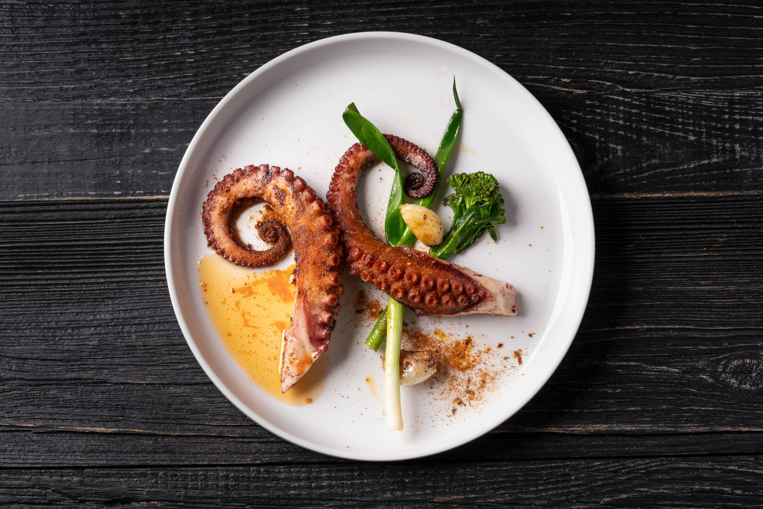 https://hungryformore.be/app/uploads/2026/10/beef-club-29-grilled-octopus-scaled.jpg